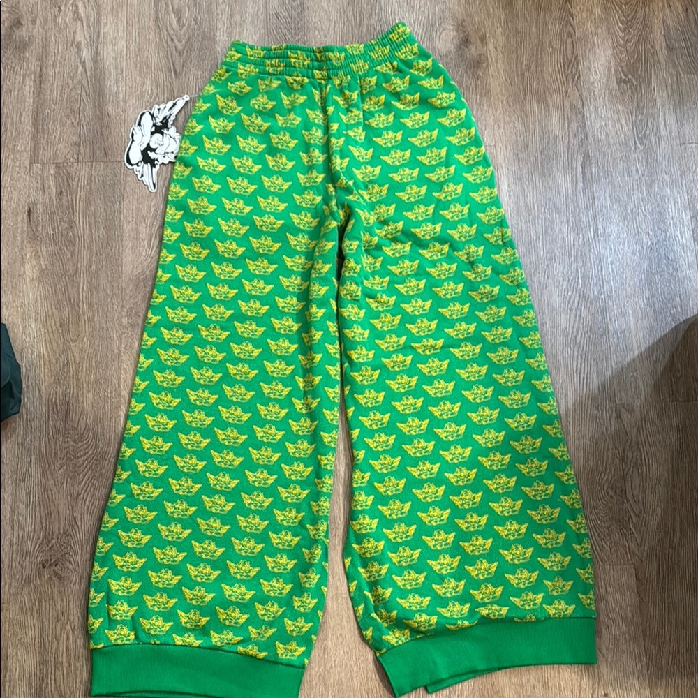 Boys Lie Left on Read MM pants